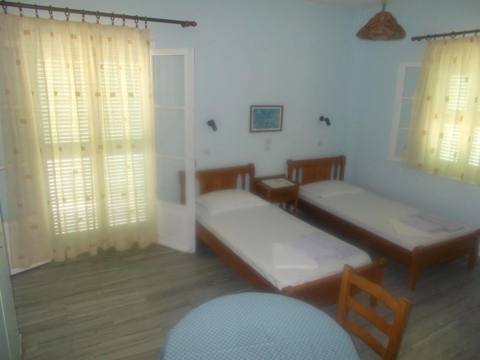 Astoria Apartments Paros Island Exterior photo